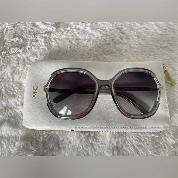 Chloe Sunglasses Model CE689S - Picture 1 of 6